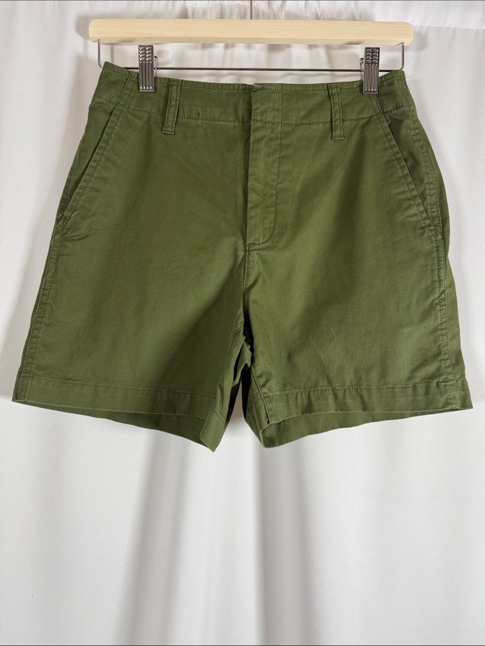 GAP Women's Olive Green Flat-Front Shorts